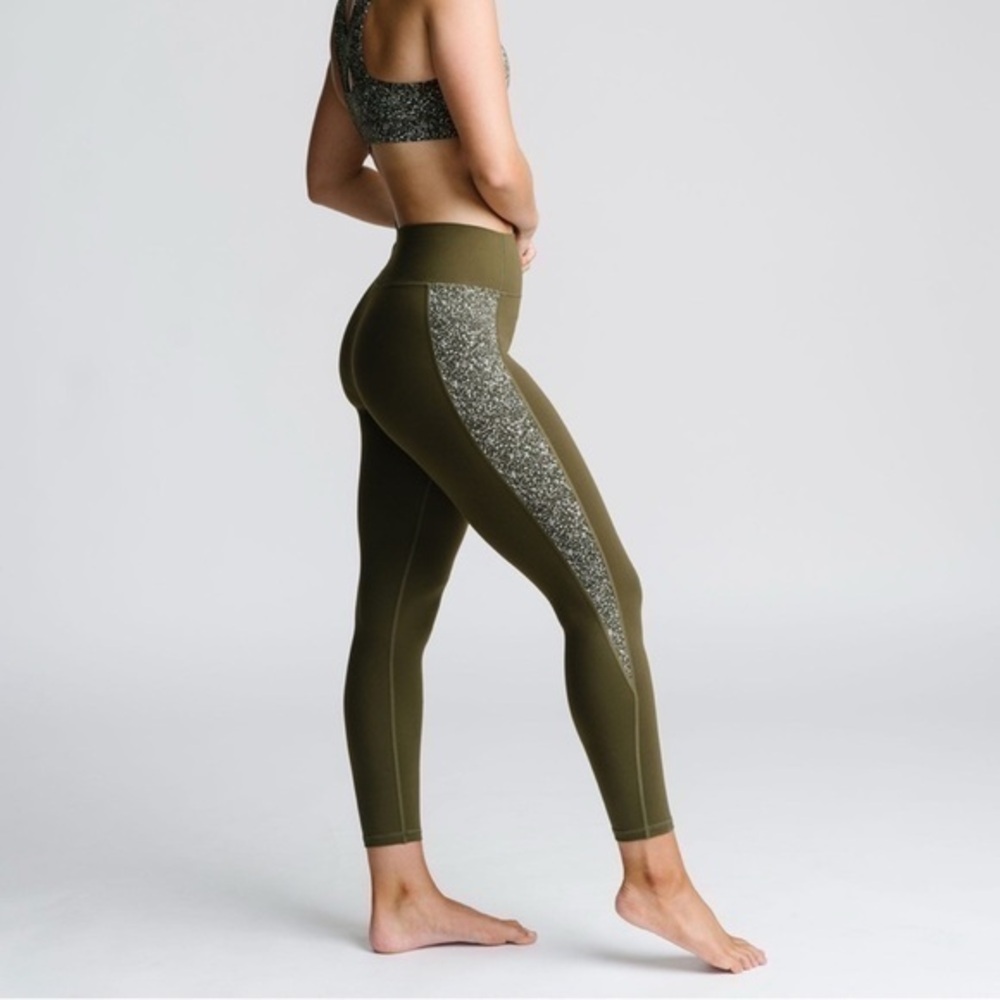 Zyia olive sparkle high rise leggings